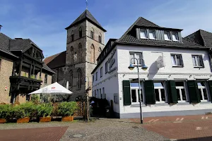 Hotel & Restaurant Schermbecker Mitte image