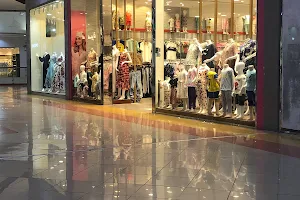 Marina Mall image