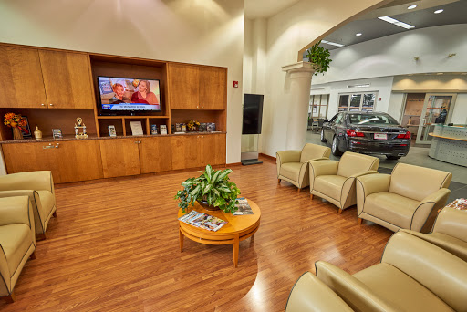 BMW Dealer «BMW of Houston North in The Woodlands», reviews and photos, 17830 N Fwy Service Rd, The Woodlands, TX 77384, USA