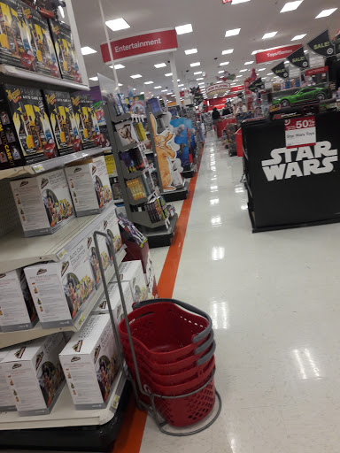 Department Store «Target», reviews and photos, 401 W Irving Park Rd, Wood Dale, IL 60191, USA