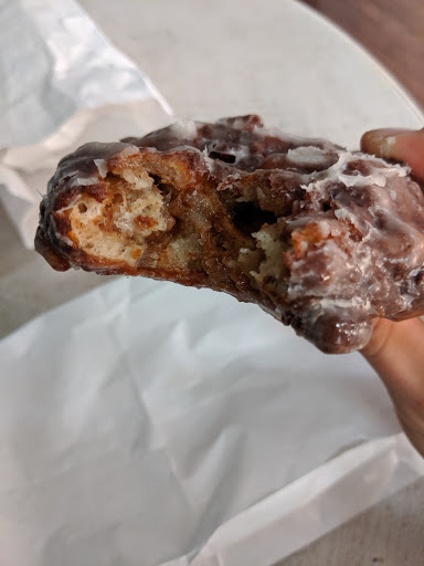 Donut Shop «Thee Heavenly Doughnut», reviews and photos, 17732 Highland Rd # C, Baton Rouge, LA 70810, USA