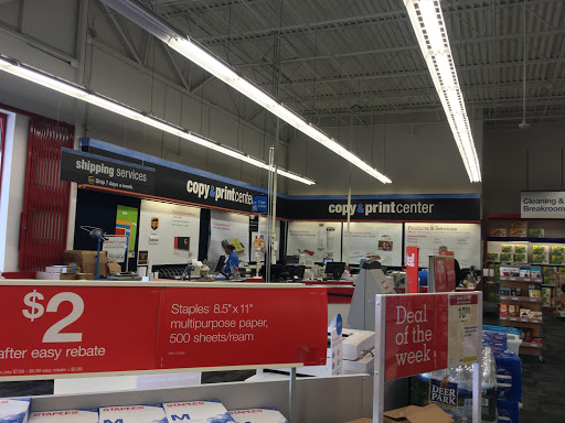 Office Supply Store «Staples», reviews and photos, 945 North Point Dr, Alpharetta, GA 30022, USA