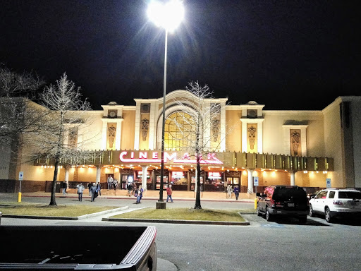 Movie Theater «Cinemark 16», reviews and photos, 15171 Crossroads Pkwy, Gulfport, MS 39503, USA