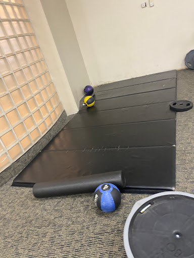 Gym «LA Fitness», reviews and photos, 7650 S Barrington Rd, Hanover Park, IL 60133, USA