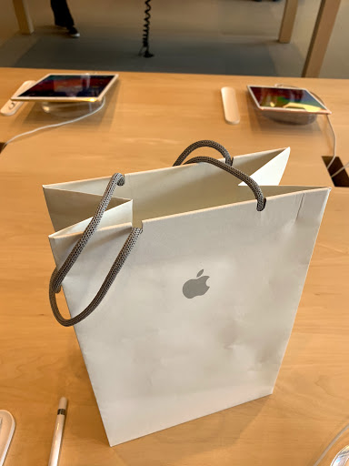 Computer Store «Apple Ridge Hill», reviews and photos, 143 Market Street, Yonkers, NY 10710, USA