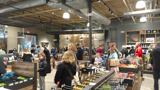 Camping Store «REI», reviews and photos, 750 American Blvd W, Bloomington, MN 55420, USA