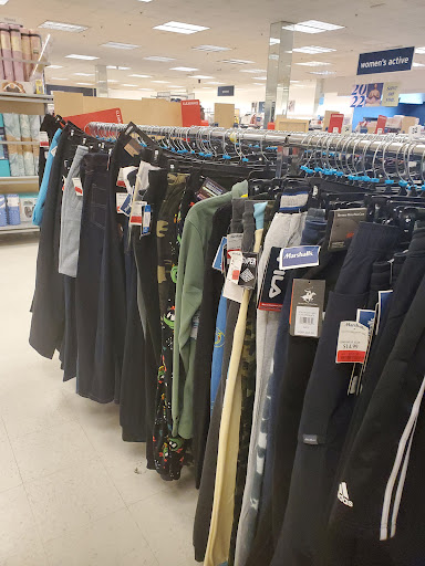 Department Store «Marshalls», reviews and photos, 425 Ernest W Barrett Pkwy NW, Kennesaw, GA 30144, USA