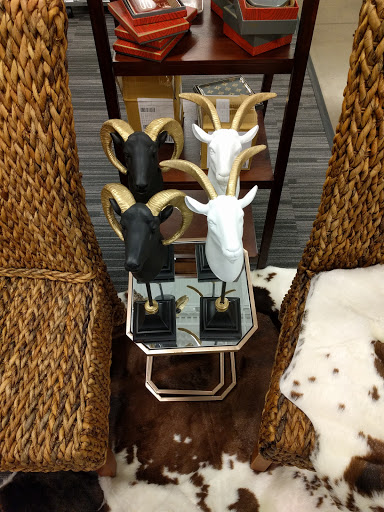 Department Store «Nordstrom Rack Tempe Marketplace», reviews and photos, 1900 E Rio Salado Pkwy, Tempe, AZ 85281, USA