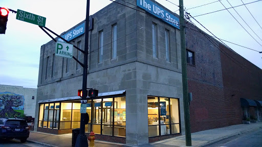 Shipping and Mailing Service «The UPS Store», reviews and photos, 550 N Liberty St, Winston-Salem, NC 27101, USA