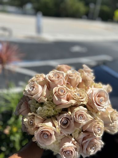 Florist «Flowers By Voytek», reviews and photos, 9524 Blind Pass Rd, St Pete Beach, FL 33706, USA