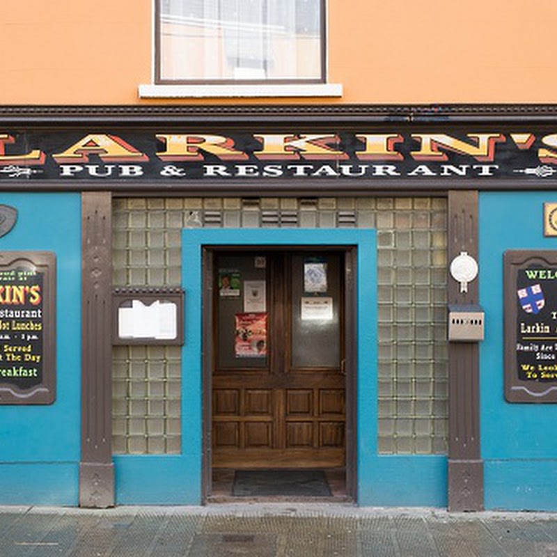 Larkin's Pub, Restaurant & B&B