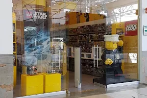 LEGO Store El Tesoro image