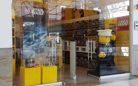 LEGO Store El Tesoro image