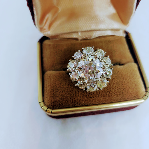 Jewelry Store «Montgomery Jewelers», reviews and photos, 501 Main St, Huntington Beach, CA 92648, USA