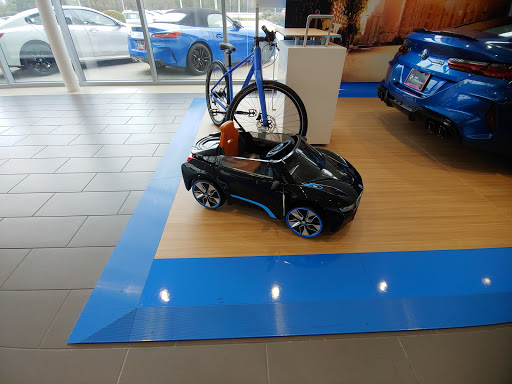 BMW Dealer «BMW of Houston North in The Woodlands», reviews and photos, 17830 N Fwy Service Rd, The Woodlands, TX 77384, USA