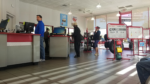 Tire Shop «Discount Tire Store - Chamblee, GA», reviews and photos, 4900 Peachtree Rd, Chamblee, GA 30341, USA