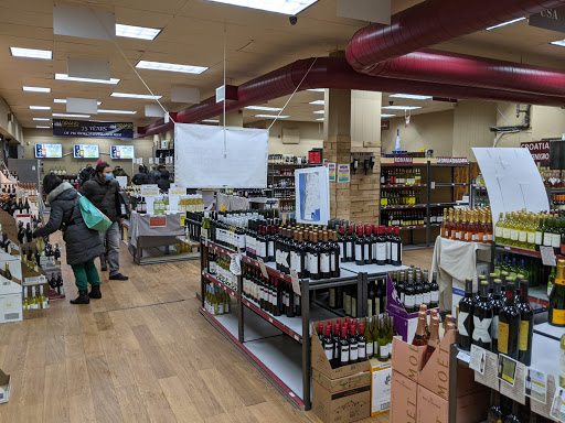 Wine Store «Grand Wine & Liquor Store», reviews and photos, 30-05 31st St, Astoria, NY 11102, USA