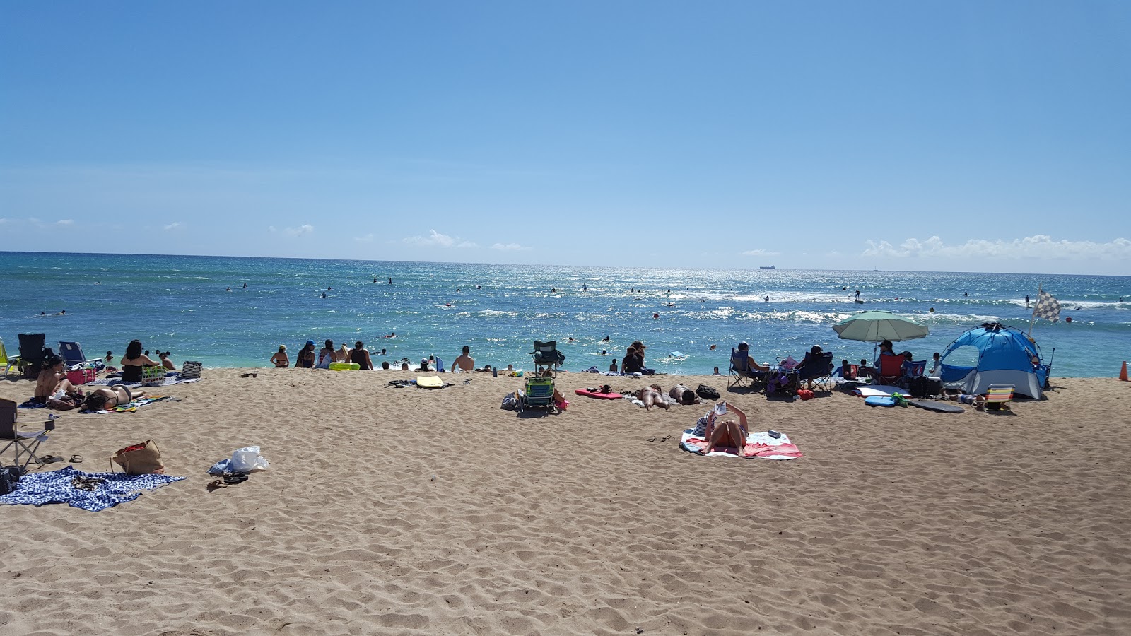 Photo of White Plains Beach and the settlement