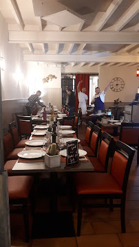 Atmosphère du Restaurant français Les Rives de Thau à Bouzigues - n°5