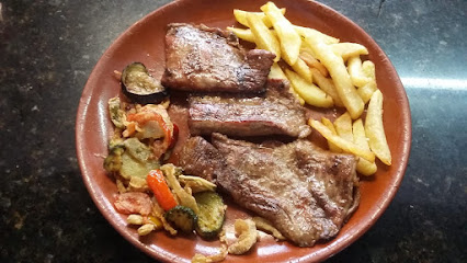 Información y opiniones sobre ASADOR COLOYMA carnes a la brasa y tapas variadas de El Palmar De Troya