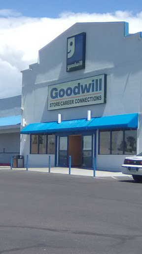 Thrift Store «Goodwill Retail Store and Donation Center», reviews and photos