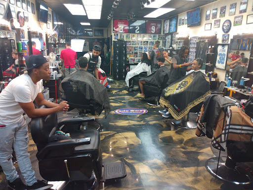Barber Shop «Fade Away Sports Barber Shop», reviews and photos, 210 Thompson Ln, Nashville, TN 37211, USA