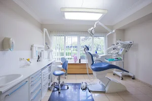 Dentius Cabinet Dentaire Etterbeek image