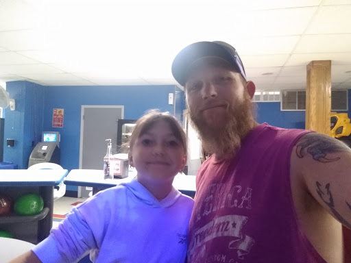 Bowling Alley «Gladstone Bowl», reviews and photos, 300 NW 72nd St, Kansas City, MO 64118, USA