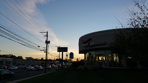 Cell Phone Store «Verizon», reviews and photos, 4650 Jonestown Rd, Harrisburg, PA 17109, USA