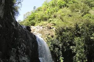 Cascata das Três Quedas image