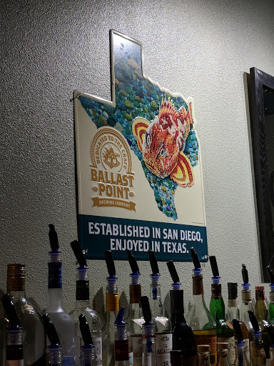 Tobacco Shop «Michaels Tobacco of Keller», reviews and photos, 750 S Main St #100, Keller, TX 76428, USA