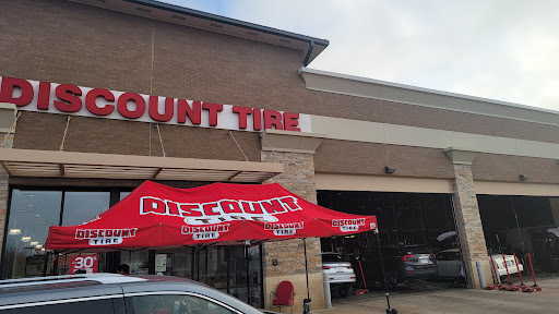 Tire Shop «Discount Tire Store - Roanoke, TX», reviews and photos, 1330 US-377, Roanoke, TX 76262, USA