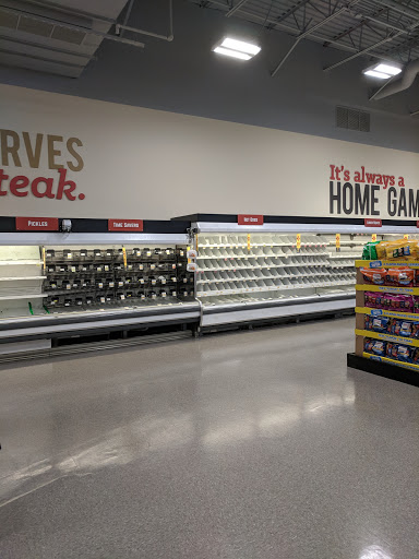 Shopping Mall «Pavilion Shopping Center», reviews and photos, 24055 Chagrin Blvd, Beachwood, OH 44122, USA