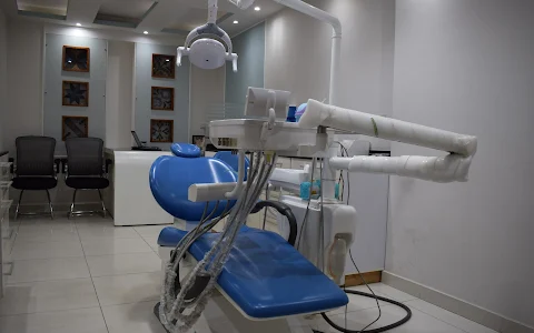 عيادة الرملي للأسنان|| Ramly Dental Clinic image