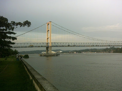 Jembatan Kutai Kartanegara