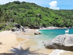 Foto von Nui Strand mit kleine bucht