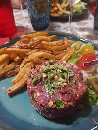 Steak tartare du Restaurant français Les Cornichons à Reims - n°1