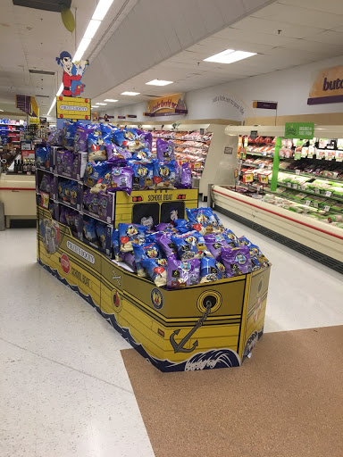 Grocery Store «Stop & Shop», reviews and photos, 154 Westchester Ave, White Plains, NY 10604, USA