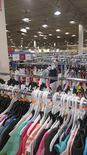 Clothing Store «Burlington Coat Factory», reviews and photos, 22331 Eureka Rd, Taylor, MI 48180, USA