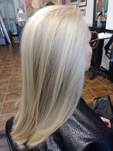 Hair Salon «Hair It Is Salon», reviews and photos, 61 13th St, St Cloud, FL 34769, USA