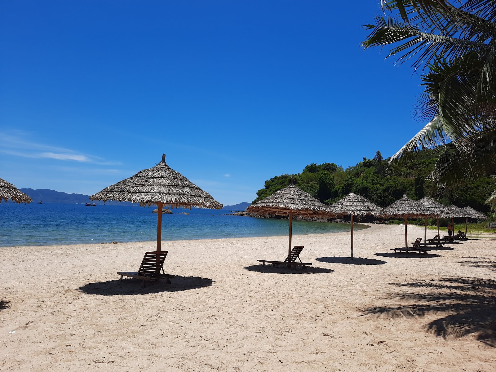 Zdjęcie Tien Sa Beach - polecane dla podróżujących z dziećmi rodzinnych