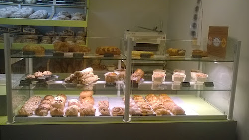Boulangerie A L' Aurore Des Pains Saint-Sauveur