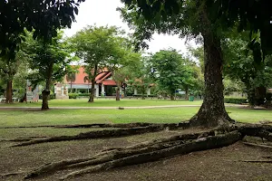 Thetsaban Muang Phanat Nikhom Park image