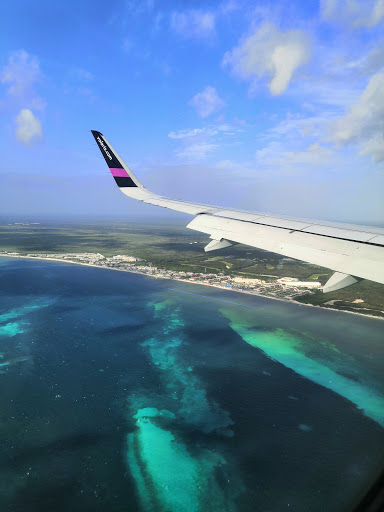 Volaris Cancún