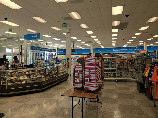 Clothing Store «Ross Dress for Less», reviews and photos, 2520 Sycamore Rd, DeKalb, IL 60115, USA