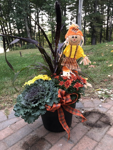 Garden Center «Gulbankian Farms Garden Center & Florist Shop», reviews and photos, 40 Mt Vickery Rd, Southborough, MA 01772, USA