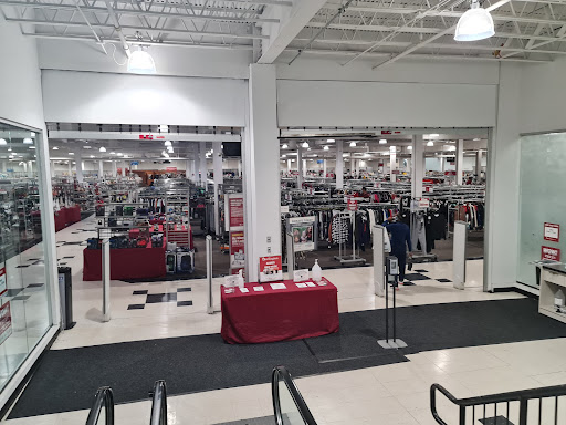Clothing Store «Burlington Coat Factory», reviews and photos, 6200 Greenbelt Rd, Greenbelt, MD 20770, USA