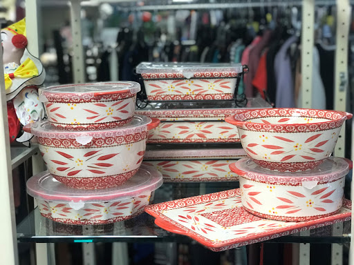 Thrift Store «Hope Chest Thrift Store», reviews and photos, 1215 8th Ave W, Bradenton, FL 34205, USA