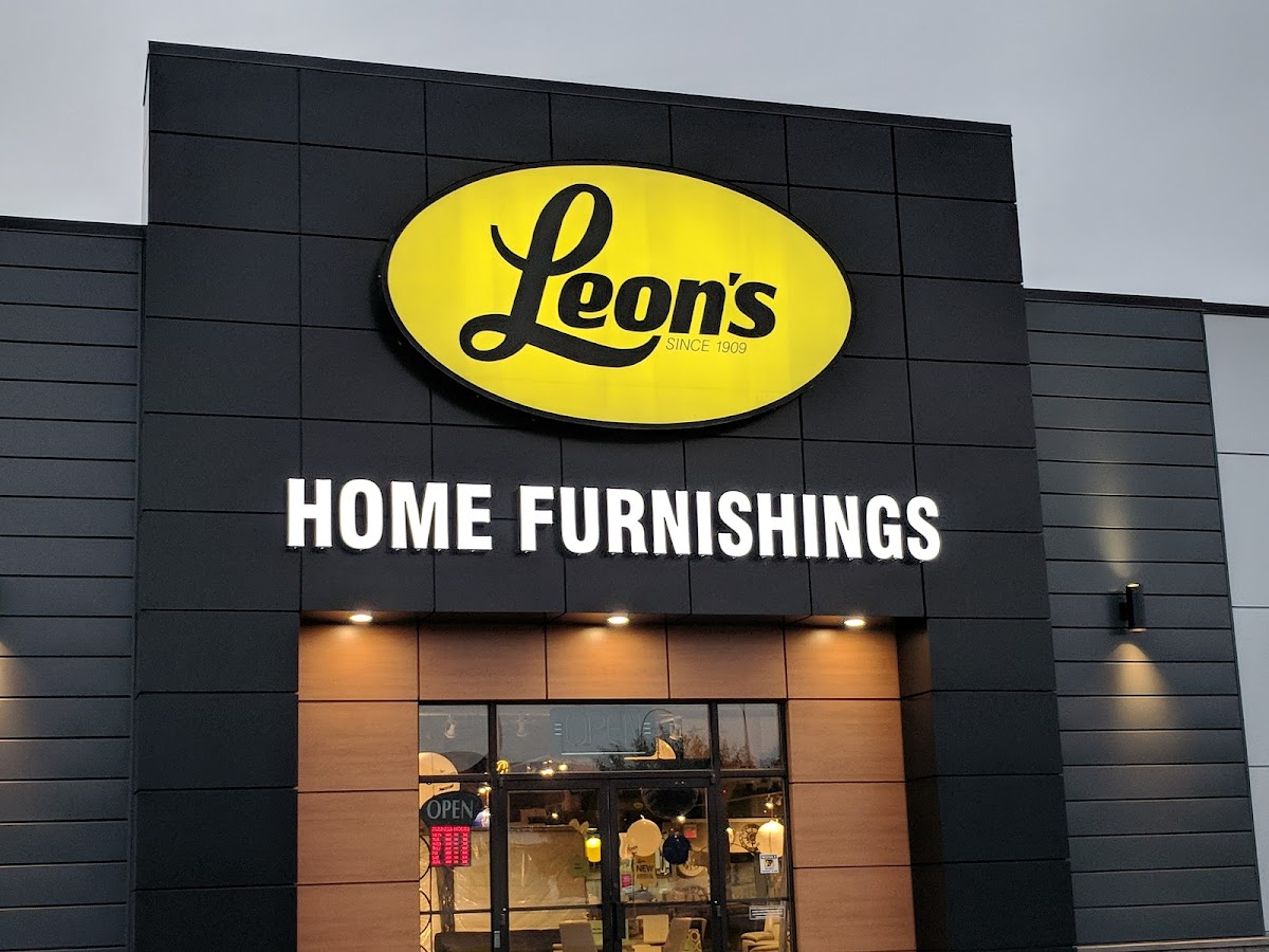 Leon’s furniture: Lethbridge