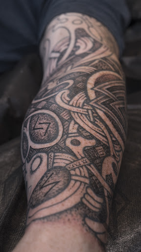 Explore lesbian couple tattoo ideas, creative tattoo ideas in Midvale, available at Aloha Tattoos - Award-Winning Utah Ink